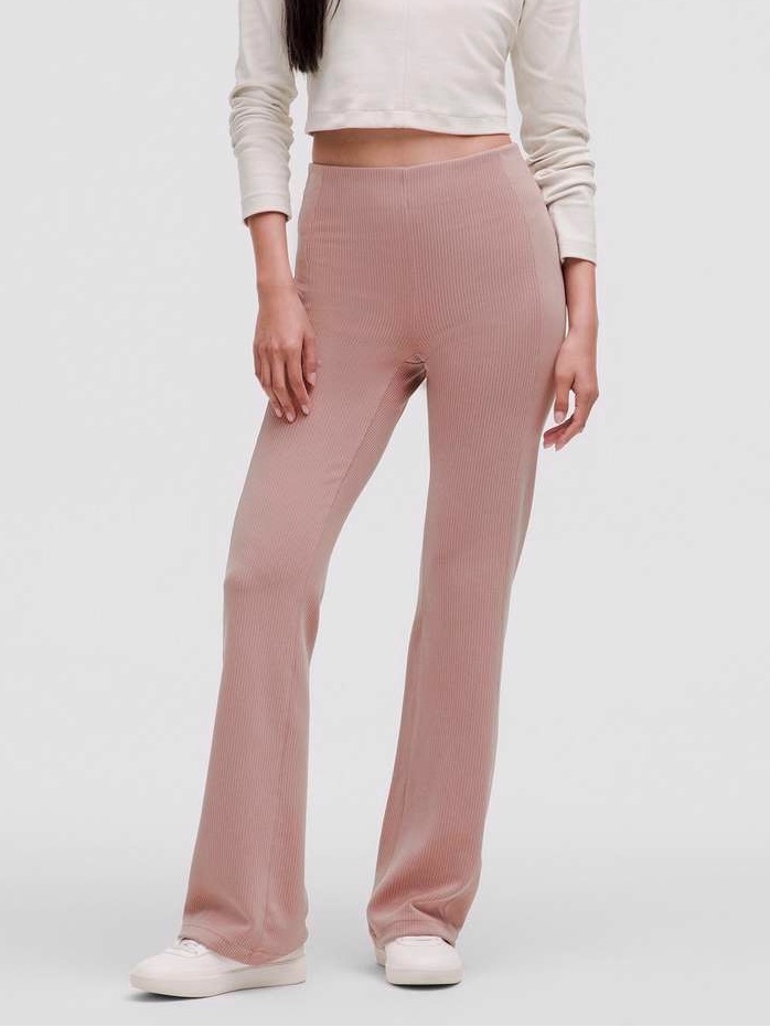 Lululemon Ribbed Softstreme Flared Pant *Regular Twilight Rose Pink Size 2